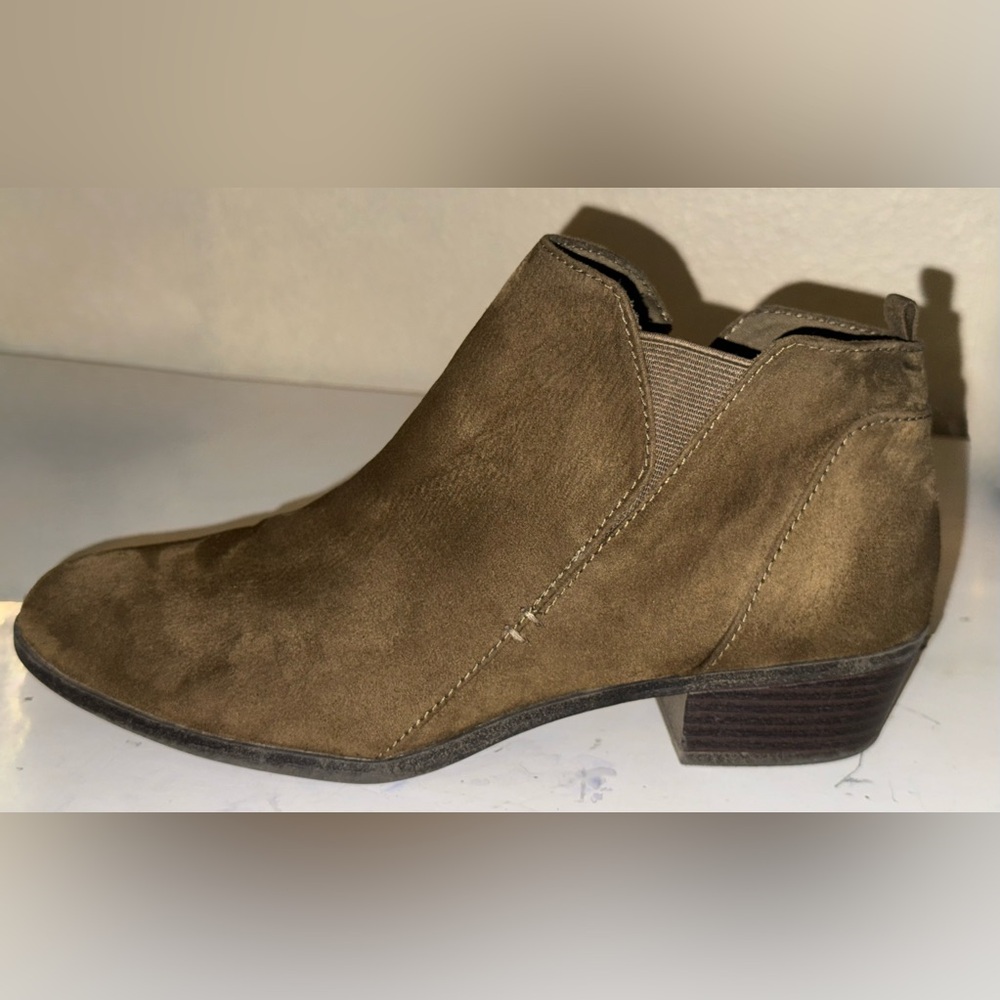 Arizona Jean Company - Women’s Gale Army Green Ankle Boots - Size 10 - Picture 4 of 10